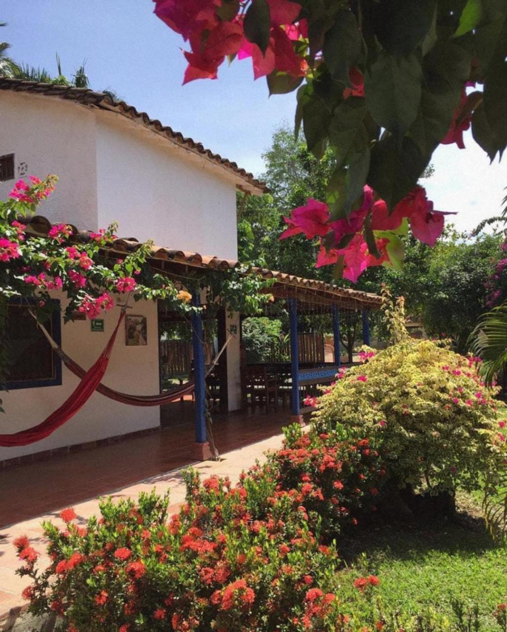 Hotel Y Restaurante Bienmesabe Santa Fe de Antioquia Eksteriør billede