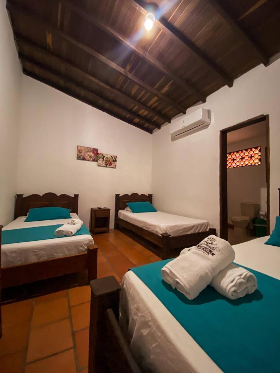Hotel Y Restaurante Bienmesabe Santa Fe de Antioquia Eksteriør billede
