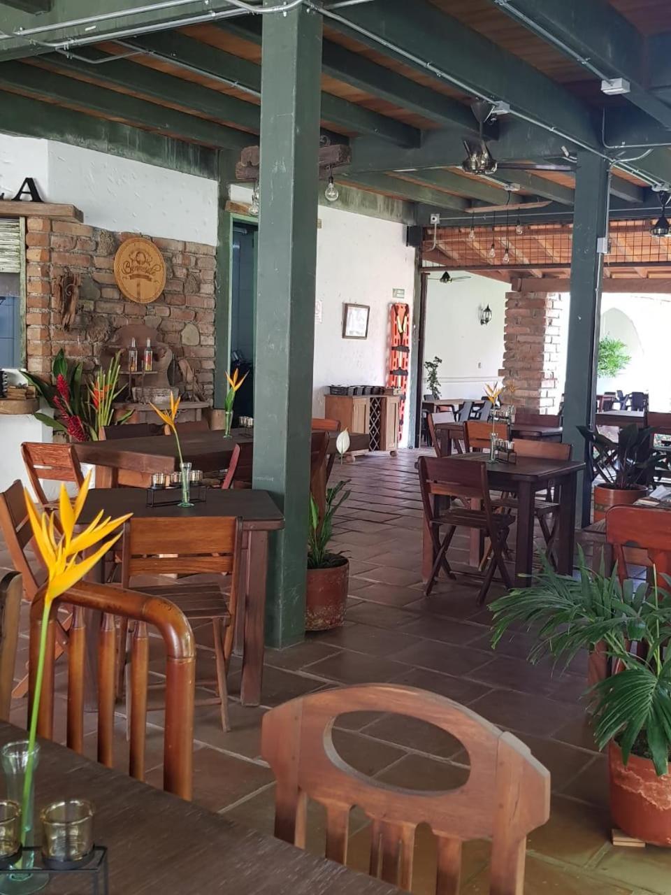 Hotel Y Restaurante Bienmesabe Santa Fe de Antioquia Eksteriør billede