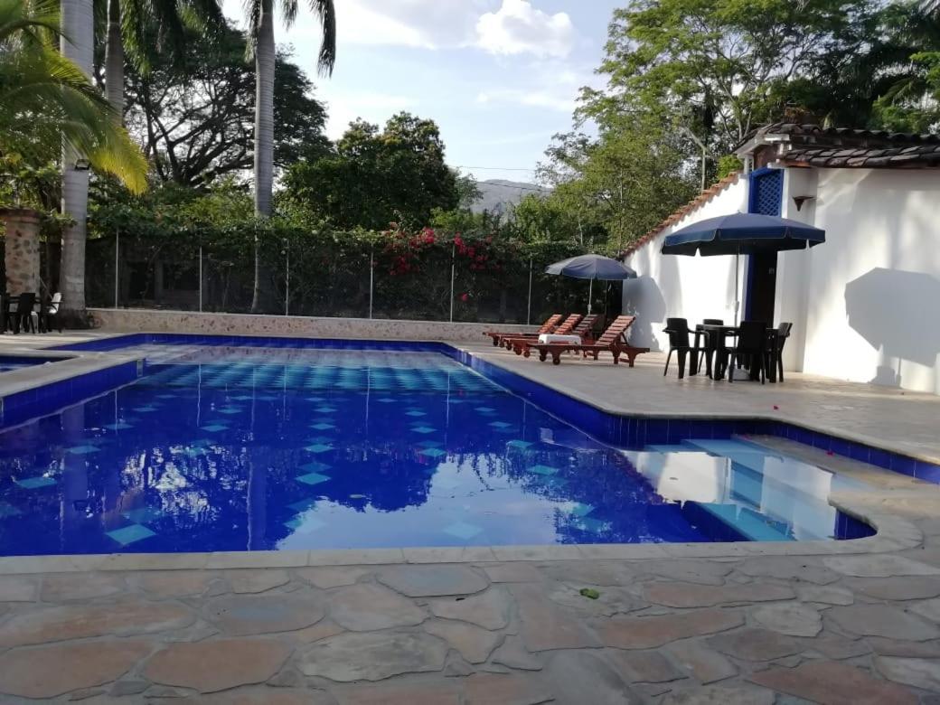 Hotel Y Restaurante Bienmesabe Santa Fe de Antioquia Eksteriør billede