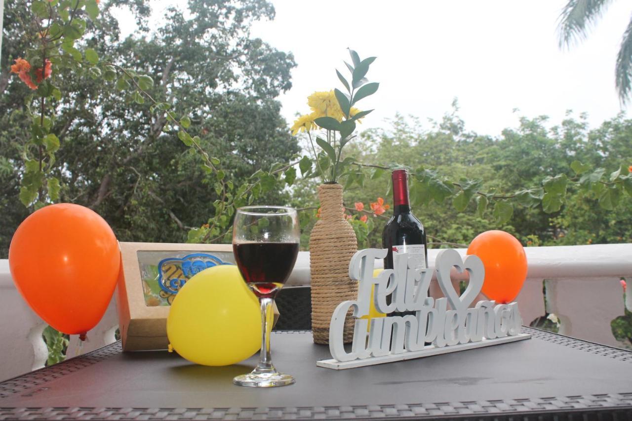 Hotel Y Restaurante Bienmesabe Santa Fe de Antioquia Eksteriør billede